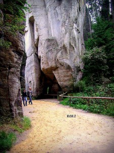 Adrspach rocks: Tooth